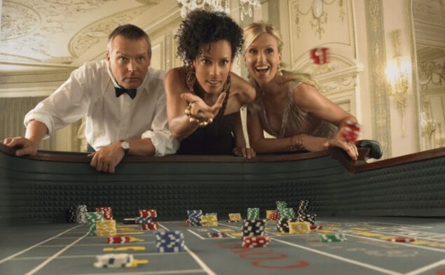 Fortuna, gioco d'azzardo e buona fortuna con la magica natura